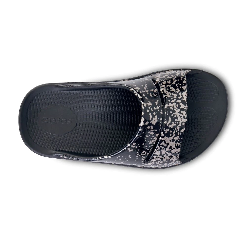 'OOFOS' Women's OOahh Slide Limited Edition - Black / Champagne Pop 4 'OOFOS' Women's OOahh Slide Limited Edition - Black / Champagne Pop - Image 2