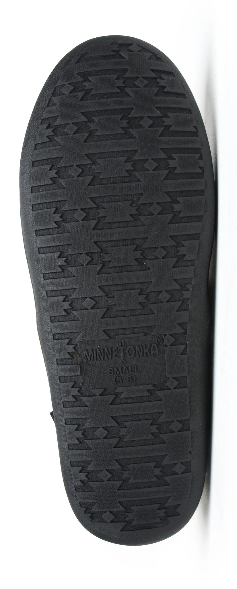 'Minnetonka' Women's Betty Slipper - Charcoal 7 'Minnetonka' Women's Betty Slipper - Charcoal - Image 5